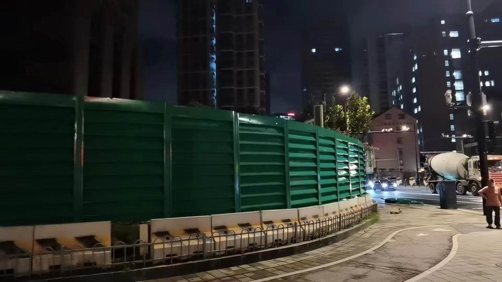 绿色百叶围挡工程案例